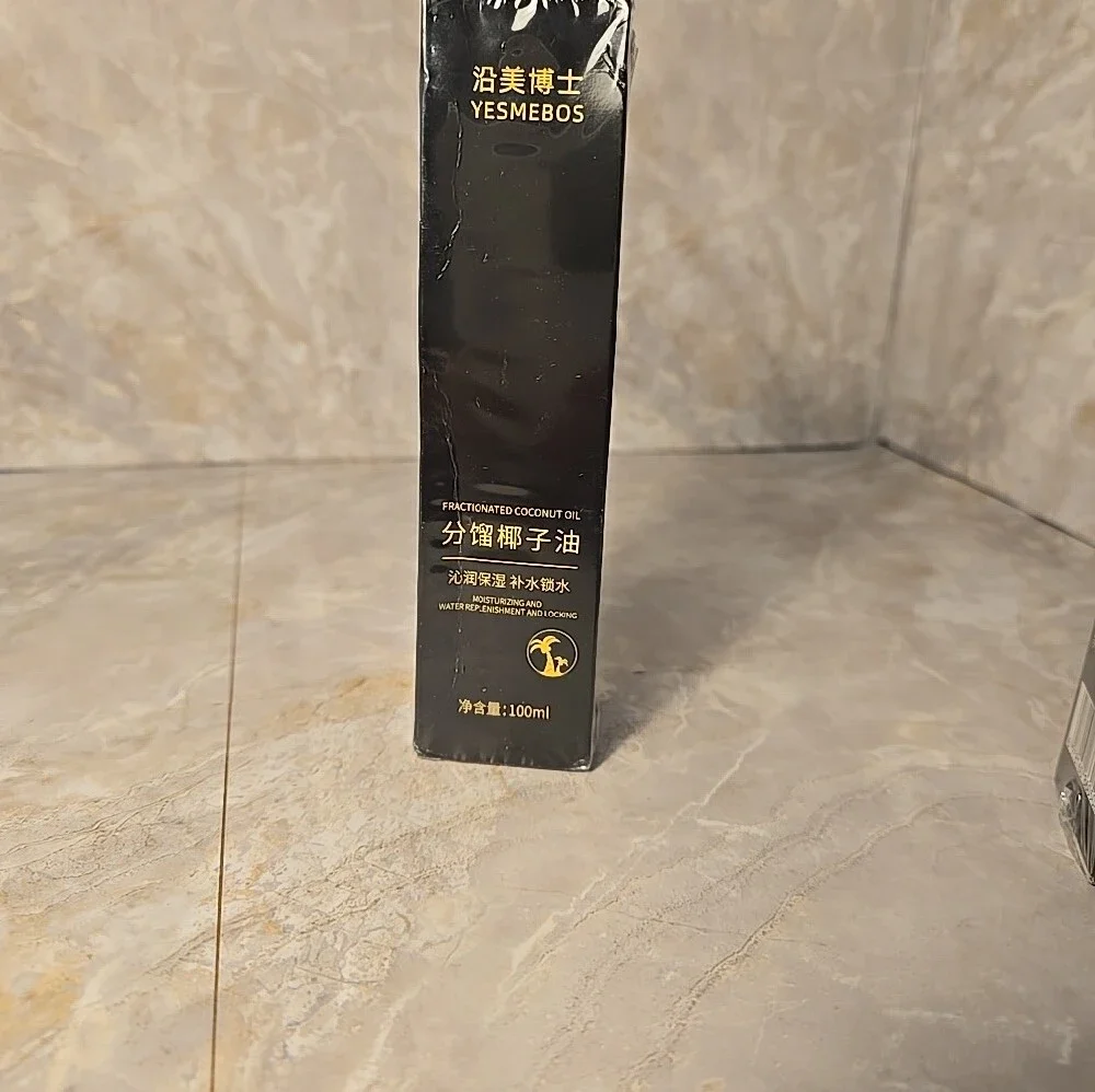 YESMEBOS Fractionated Coconut Oil 100ml Brand New Sealed Body Moisturizer -2 ea.